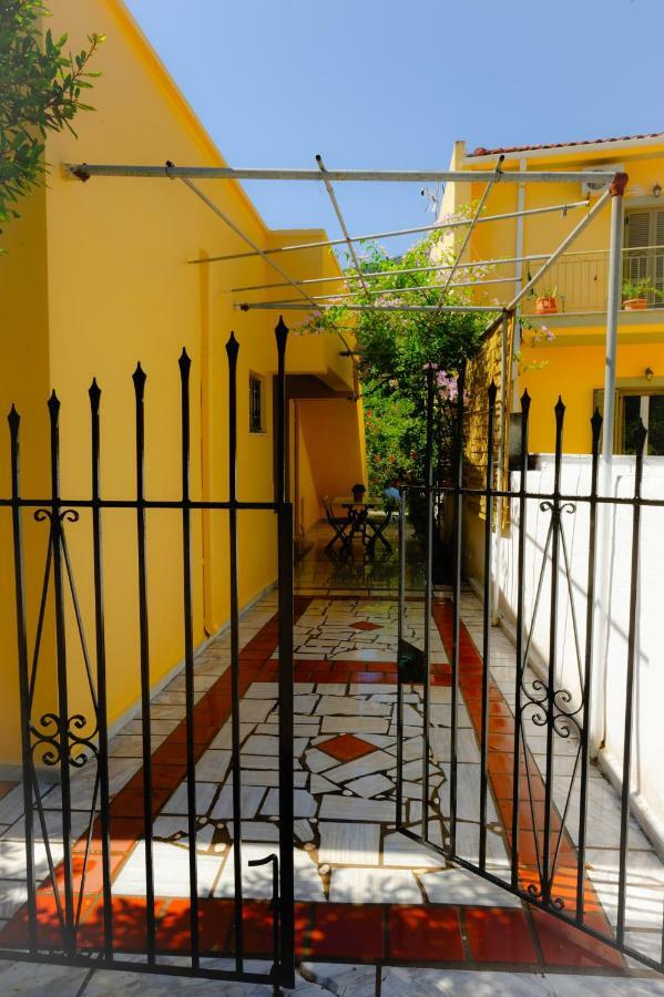 House With Garden Near The Sea Lägenhet Agia Efimia Exteriör bild